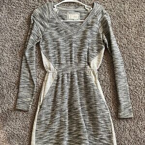 Anthropologie Gray and Cream Long-Sleeve V-Neck Knit Dress